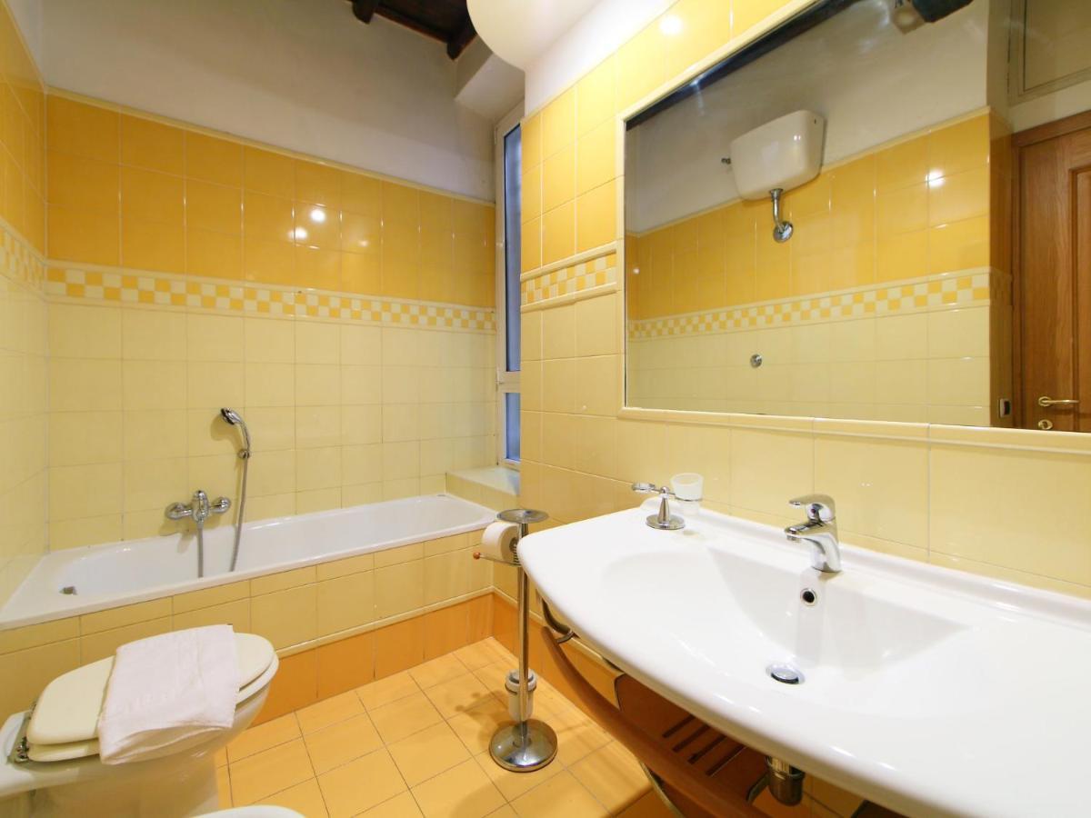 רומא Apartment Vittorio Emanuele By Interhome מראה חיצוני תמונה