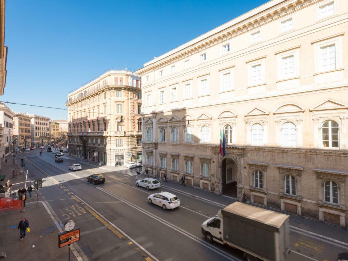 רומא Apartment Vittorio Emanuele By Interhome מראה חיצוני תמונה